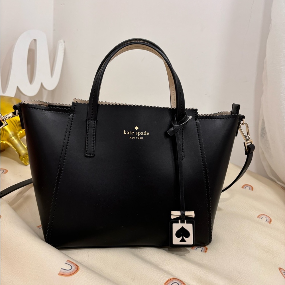 Kate Spade black small tore bag